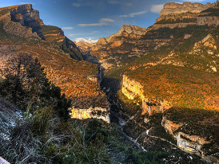 Relieve cárstico Relieve cárstico