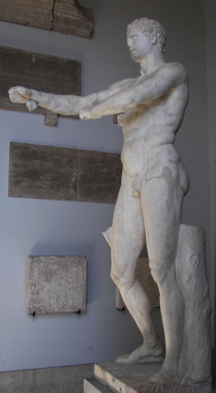 Perfil del Apoxiomeno Perfil del Apoxiomeno