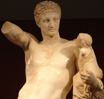 Hermes con Dionisos. Detalle Hermes con Dionisos. Detalle