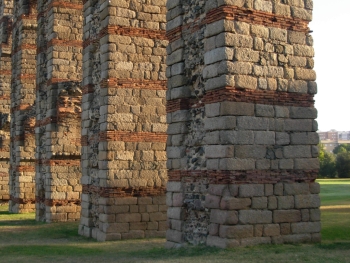 Acueducto de los milagros 2 Acueducto de los milagros 2