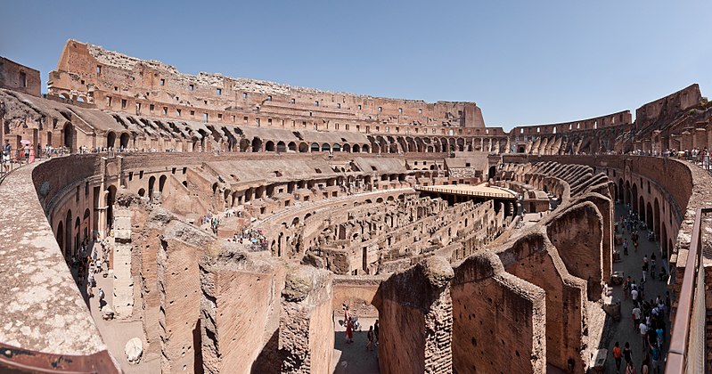 Interior del Coliseo Interior del Coliseo