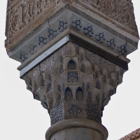 Capitel de mocárabes Capitel de mocárabes