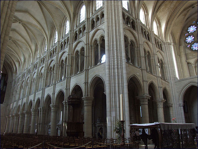 Interior de la Catedral de Laon