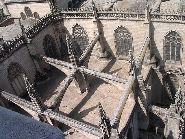 Arbotantes en la Catedral de Sevilla Arbotantes en la Catedral de Sevilla