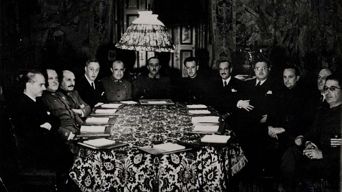 Primer gobierno de Franco Primer gobierno de Franco